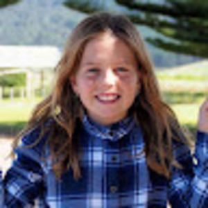 Meet your Posher, Dayna